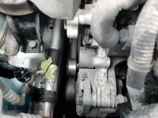 2018 Hyundai Santa Fe 2.4L с VIN 5XYZU3LB7JG535123, выставлен на аукционе Copart как лот 71898235 с пробегом 109 333 миль миль и Списание • Salvage title. История ставок и продаж доступна на DreamBid. Изображение 16.