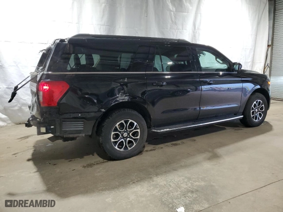 2023 Ford Expedition Max XLT with VIN 1FMJK1J86PEA50225, listed as a Copart auction lot 49811295 with NaN miles and Clean Title. Bid and sale history available at carsss.com. Image 3.