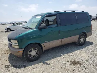 2000 Chevrolet Astro z VIN 1GNDM19W4YB119745, wystawiony jako Copart lot #57619355 z przebiegiem 264 973 mil mil oraz Szkoda całkowita • Salvage title. Historia ofert i sprzedaży dostępna na DreamBid. Obrazek 1.