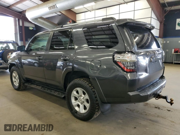 2020 Toyota 4Runner SR5 with VIN JTEBU5JR9L5798203, listed as a Copart auction lot 61198375 with 127,211 mi miles and Clean title. Bid and sale history available at DreamBid. Image 2.