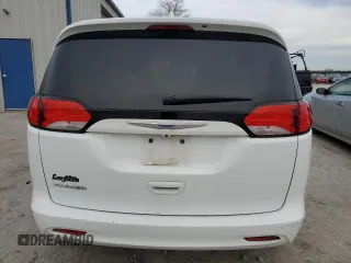 2020 Chrysler Voyager LX z VIN 2C4RC1CG0LR105113, wystawiony jako Copart lot #84686774 z przebiegiem 56 995 mil mil oraz Szkoda całkowita • Salvage title. Historia ofert i sprzedaży dostępna na DreamBid. Obrazek 6.