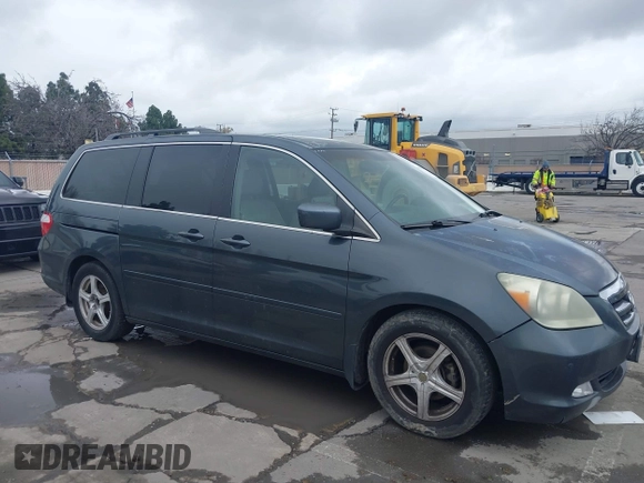 2005 Honda Odyssey TOURING with VIN 5FNRL38895B061480, listed as a IAAI auction lot 41807150 with 190,261 mi miles. Bid and sale history available at carsss.com. Image 1.