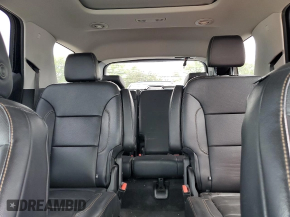 2019 Chevrolet Traverse Premier z VIN 1GNERKKW7KJ135666, wystawiony jako Copart lot #55920135 z przebiegiem 105 812 mil mil oraz Szkoda całkowita • Salvage title. Historia ofert i sprzedaży dostępna na DreamBid. Obrazek 10.