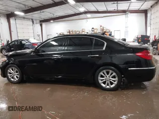2013 Hyundai Genesis 3.8L with VIN KMHGC4DD3DU247095, listed as a IAAI auction lot 41551023 with 131,038 mi miles. Bid and sale history available at carsss.com. Image 14.