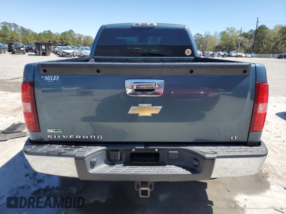 2010 Chevrolet Silverado 1500 LT with VIN 1GCSKSE37AZ150993, listed as a Copart auction lot 50356515 with 110,584 mi miles and Salvage Title. Bid and sale history available at DreamBid. Image 6.