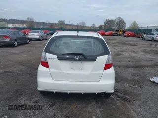 2013 Honda Fit with VIN JHMGE8H36DC022455, listed as a IAAI auction lot 41955605 with 172,471 mi miles. Bid and sale history available at carsss.com. Image 17.
