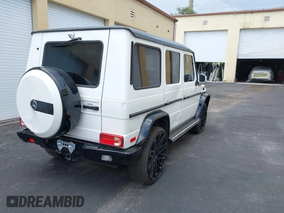 2017 Mercedes-Benz G 550 z VIN WDCYC3KF5HX280749, wystawiony jako IAAI lot #42648445 z przebiegiem 75 967 mil mil oraz . Historia ofert i sprzedaży dostępna na DreamBid. Obrazek 4.