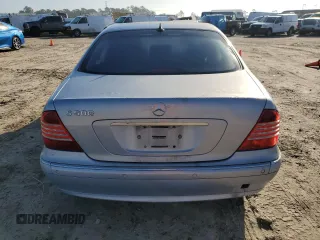 2002 Mercedes-Benz S-Class 5.0L with VIN WDBNG75J62A260782, listed as a Copart auction lot 46911845 with 226,052 mi miles and Salvage Title. Bid and sale history available at carsss.com. Image 6.