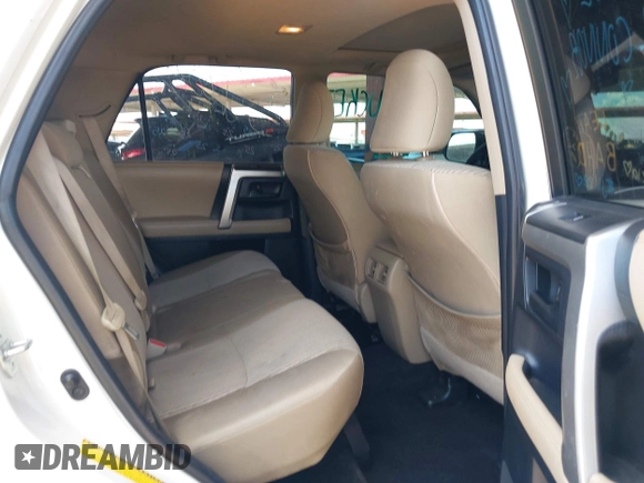 2011 Toyota 4Runner Trail z VIN JTEBU5JR6B5043167, wystawiony jako IAAI lot #42400681 z przebiegiem 265 137 mil mil oraz . Historia ofert i sprzedaży dostępna na DreamBid. Obrazek 8.