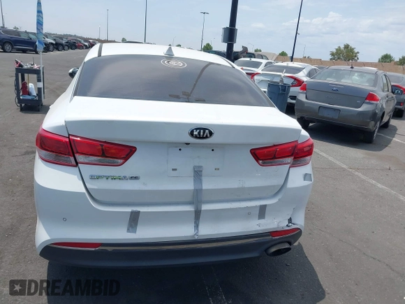 2018 Kia Optima LX z VIN 5XXGT4L32JG213616, wystawiony jako IAAI lot #42408629 z przebiegiem 130 163 mil mil oraz . Historia ofert i sprzedaży dostępna na DreamBid. Obrazek 16.