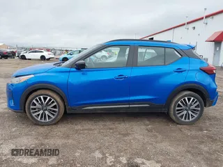 2024 Nissan Kicks SR with VIN 3N1CP5DV7RL525443, listed as a IAAI auction lot 42149572 with 28,320 mi miles. Bid and sale history available at carsss.com. Image 15.
