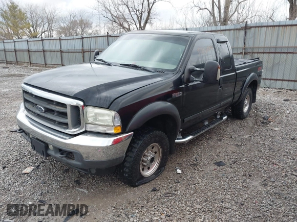 2003 Ford Super Duty F-250 XL with VIN 1FTNX21LX3EB29084, listed as a IAAI auction lot 41837791 with 213,008 mi miles. Bid and sale history available at carsss.com. Image 2.
