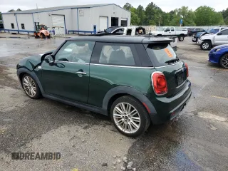 2015 MINI Hardtop S with VIN WMWXP7C59F2A42464, listed as a Copart auction lot 52101705 with Not Provided miles and Salvage Title. Bid and sale history available at DreamBid. Image 2.