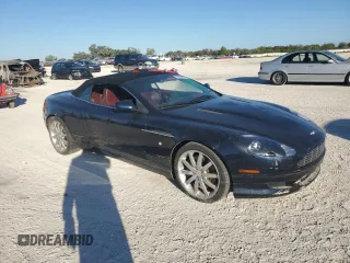 2006 Aston Martin DB9 z VIN SCFAB02A96GB04608, wystawiony jako Copart lot #76550654 z przebiegiem Nie podano mil oraz Nie do naprawy. Historia ofert i sprzedaży dostępna na DreamBid. Obrazek 4.