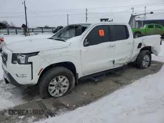 2024 Nissan Frontier SV with VIN 1N6ED1FK3RN618063, listed as a Copart auction lot 45242025 with 24,979 mi miles and Salvage title. Bid and sale history available at DreamBid. Image 1.