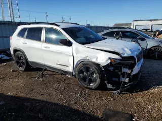 2023 Jeep Cherokee Altitude Lux with VIN 1C4PJMMB6PD103747, listed as a Copart auction lot 42907105 with 8,360 mi miles and Salvage Title. Bid and sale history available at carsss.com. Image 4.