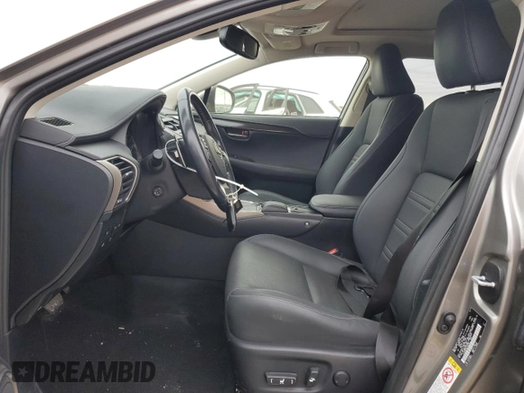 2020 Lexus NX 300 z VIN JTJGARDZ0L2223900, wystawiony jako Copart lot #52326505 z przebiegiem 67 922 mil mil oraz Szkoda całkowita • Salvage title. Historia ofert i sprzedaży dostępna na DreamBid. Obrazek 7.