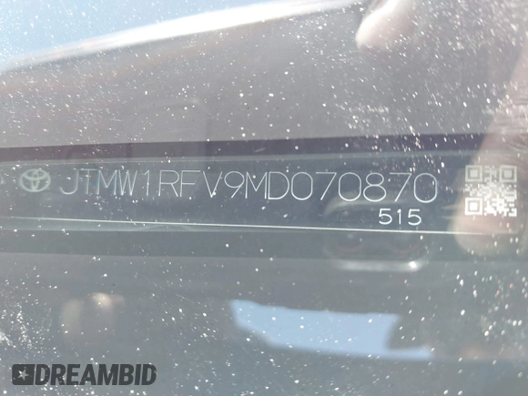2021 Toyota RAV4 XLE with VIN JTMW1RFV9MD070870, listed as a IAAI auction lot 41719312 with 576,675 mi miles. Bid and sale history available at carsss.com. Image 9.