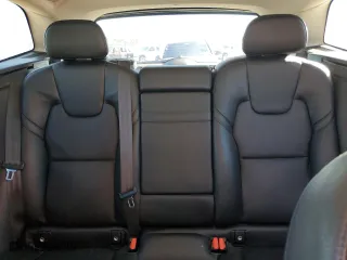 2021 Volvo XC60 Momentum with VIN YV4102DK1M1782821, listed as a Copart auction lot 80443304 with 67,125 mi miles and Non Repairable. Bid and sale history available at carsss.com. Image 10.