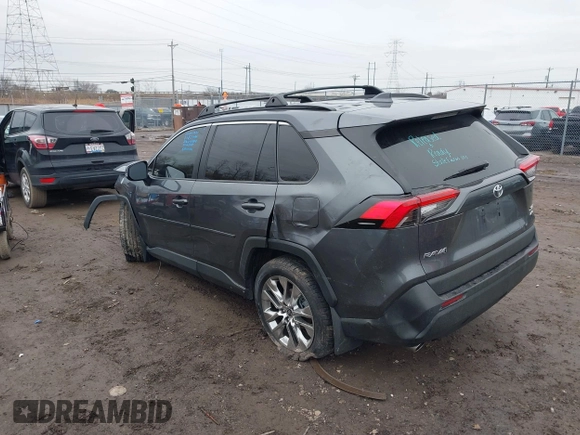 2021 Toyota RAV4 XLE Premium с VIN 2T3A1RFV4MC184144, выставлен на аукционе IAAI как лот 41541562 с пробегом 76 326 миль миль и . История ставок и продаж доступна на DreamBid. Изображение 3.