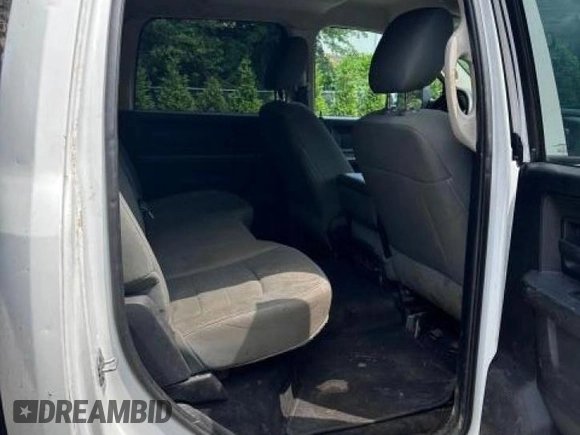 2015 Ram 3500 Tradesman with VIN 3C63RRGLXFG555864, listed as a Copart auction lot 64340873 with 106,945 mi miles. Bid and sale history available at carsss.com. Image 6.