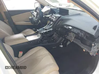 2019 Acura RDX Technology with VIN 5J8TC2H50KL000390, listed as a IAAI auction lot 42420742 with 91,176 mi miles and . Bid and sale history available at DreamBid. Image 5.