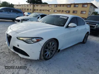 2018 Alfa Romeo Giulia z VIN ZARFAEBN5J7563363, wystawiony jako Copart lot #60080245 z przebiegiem 95 353 mil mil oraz Czysty tytuł • Clean title. Historia ofert i sprzedaży dostępna na DreamBid. Obrazek 1.