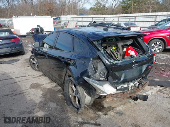 2014 Ford Focus ST with VIN 1FADP3L99EL147387, listed as a IAAI auction lot 41300582 with Not Provided miles and . Bid and sale history available at carsss.com. Image 3.