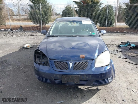 2009 Pontiac G5 with VIN 1G2AL18H597272676, listed as a IAAI auction lot 41737598 with NaN miles. Bid and sale history available at carsss.com. Image 13.