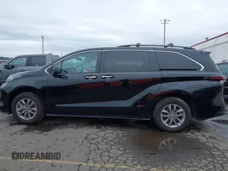 2023 Toyota Sienna XLE с VIN 5TDYRKEC2PS164736, выставлен на аукционе IAAI как лот 41610043 с пробегом 30 471 миль миль и . История ставок и продаж доступна на DreamBid. Изображение 14.