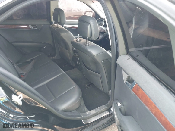 2008 Mercedes-Benz C-Class 3.0L Sport with VIN WDDGF54X28F085858, listed as a IAAI auction lot 41890973 with 161,181 mi miles. Bid and sale history available at carsss.com. Image 8.