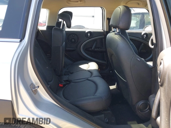 2012 MINI Countryman S with VIN WMWZC5C59CWL60076, listed as a IAAI auction lot 42078926 with 60,280 mi miles and . Bid and sale history available at DreamBid. Image 8.