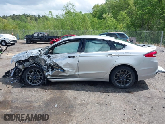 2018 Ford Fusion SE with VIN 3FA6P0HD2JR276250, listed as a IAAI auction lot 41954803 with 1 mi miles. Bid and sale history available at carsss.com. Image 14.