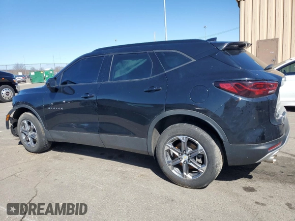 2023 Chevrolet Blazer LT z VIN 3GNKBHR45PS186815, wystawiony jako Copart lot #49468445 z przebiegiem 34 978 mil mil oraz Szkoda całkowita • Salvage title. Historia ofert i sprzedaży dostępna na DreamBid. Obrazek 2.