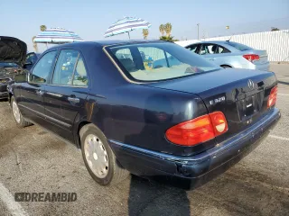 1997 Mercedes-Benz E 320 with VIN WDBJF55FXVA430115, listed as a Copart auction lot 43053715 with 158,057 mi miles and Clean Title. Bid and sale history available at DreamBid. Image 2.