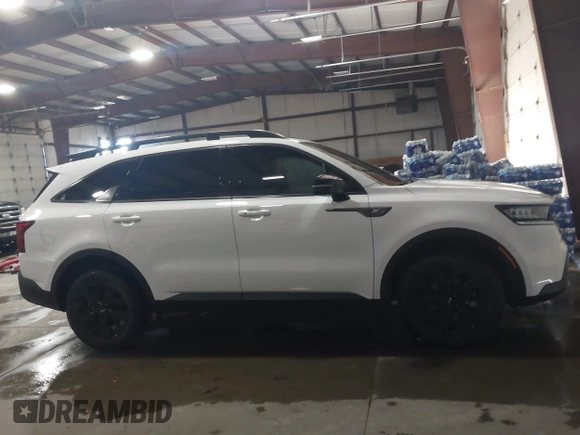 2022 Kia Sorento X-Line S with VIN 5XYRLDLC3NG158006, listed as a IAAI auction lot 41492947 with 28,691 mi miles. Bid and sale history available at carsss.com. Image 13.