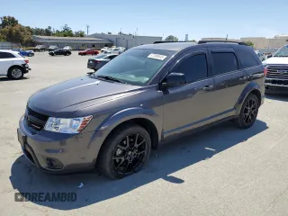 2019 Dodge Journey SE z VIN 3C4PDCBB3KT773795, wystawiony jako Copart lot #57308845 z przebiegiem 54 772 mil mil oraz Szkoda całkowita • Salvage title. Historia ofert i sprzedaży dostępna na DreamBid. Obrazek 1.