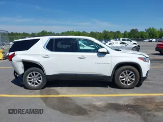 2019 Chevrolet Traverse LT z VIN 1GNERHKW2KJ305953, wystawiony jako IAAI lot #42064913 z przebiegiem 104 200 mil mil oraz . Historia ofert i sprzedaży dostępna na DreamBid. Obrazek 13.