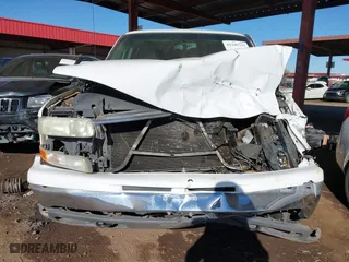 2003 Chevrolet Tahoe Z71 with VIN 1GNEK13T13R126290, listed as a IAAI auction lot 41349731 with 1 mi miles. Bid and sale history available at carsss.com. Image 11.