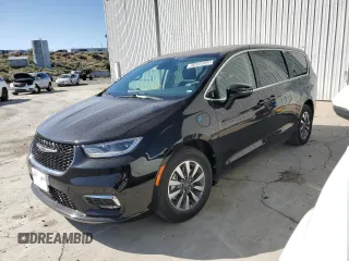 2024 Chrysler Pacifica Hybrid Select z VIN 2C4RC1S70RR134623, wystawiony jako Copart lot #54058655 z przebiegiem 32 076 mil mil oraz Tytuł czysty. Historia ofert i sprzedaży dostępna na DreamBid. Obrazek 1.