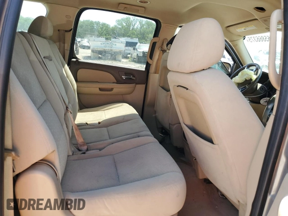 2007 GMC Yukon XL SLE z VIN 1GKFK16367J259001, wystawiony jako Copart lot #55866375 z przebiegiem Nie podano mil oraz Szkoda całkowita • Salvage title. Historia ofert i sprzedaży dostępna na DreamBid. Obrazek 11.