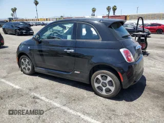 2013 FIAT 500e z VIN 3C3CFFGE4DT744858, wystawiony jako Copart lot #57915225 z przebiegiem 68 295 mil mil oraz Tytuł czysty. Historia ofert i sprzedaży dostępna na DreamBid. Obrazek 2.