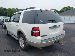 2009 Ford Explorer Eddie Bauer z VIN 1FMEU74E39UA07566, wystawiony jako IAAI lot #42352659 z przebiegiem 175 925 mil mil oraz . Historia ofert i sprzedaży dostępna na DreamBid. Obrazek 3.