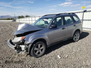2011 Subaru Forester X z VIN JF2SHABC8BH739914, wystawiony jako Copart lot #56328205 z przebiegiem Nie podano mil oraz Szkody całkowita. Historia ofert i sprzedaży dostępna na DreamBid. Obrazek 1.