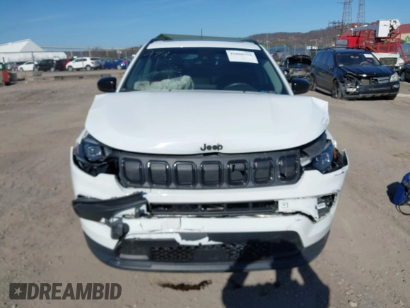 2022 Jeep Compass Latitude Lux с VIN 3C4NJDFB5NT172425, выставлен на аукционе IAAI как лот 41800293 с пробегом 34 588 миль миль и . История ставок и продаж доступна на DreamBid. Изображение 6.