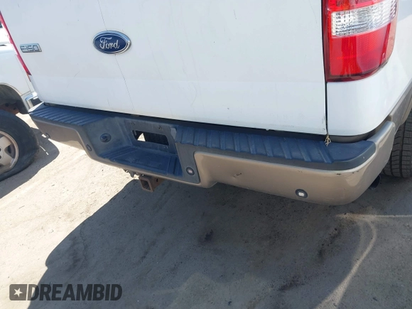 2005 Ford F-150 XLT z VIN 1FTPW14525KC61361, wystawiony jako IAAI lot #42482768 z przebiegiem 260 649 mil mil oraz . Historia ofert i sprzedaży dostępna na DreamBid. Obrazek 14.