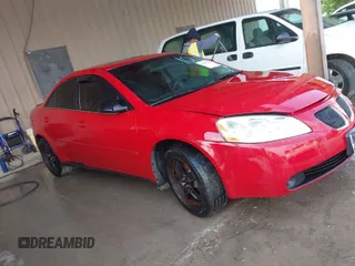 2007 Pontiac G6 with VIN 1G2ZG58B274108634, listed as a IAAI auction lot 42005168 with 239,053 mi miles. Bid and sale history available at carsss.com. Image 1.
