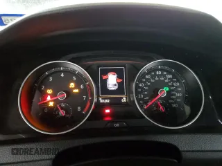 2015 Volkswagen GTI Autobahn z VIN 3VW4T7AU6FM043375, wystawiony jako Copart lot #54059565 z przebiegiem 101 202 mil mil oraz Szkoda całkowita • Salvage title. Historia ofert i sprzedaży dostępna na DreamBid. Obrazek 9.