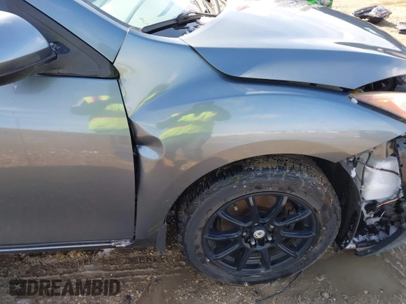 2013 Mazda 3 i Touring with VIN JM1BL1L79D1705300, listed as a IAAI auction lot 41847365 with 90,747 mi miles and . Bid and sale history available at carsss.com. Image 17.
