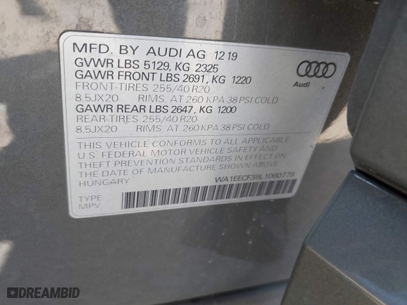 2020 Audi Q3 S line Premium Plus with VIN WA1EECF39L1060779, listed as a IAAI auction lot 41985997 with 46,422 mi miles. Bid and sale history available at carsss.com. Image 9.